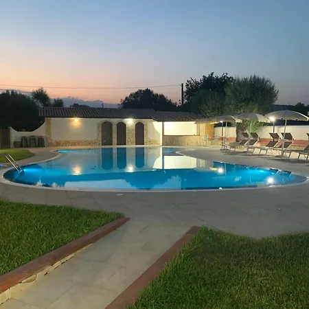 Holiday home Parisi