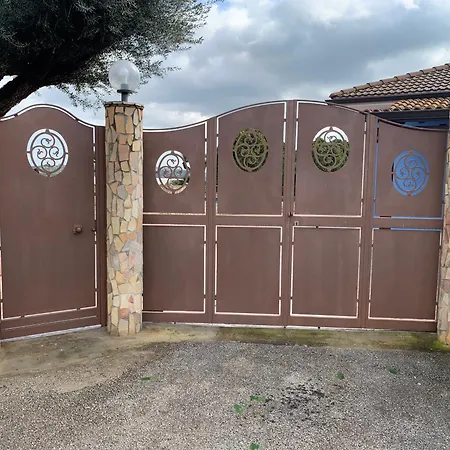Holiday home Parisi